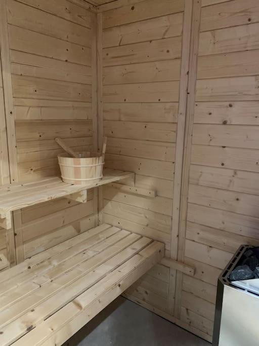 Maison Centre Ville - 2 Chambres - Sauna En Option Marchiennes-Ville Exterior photo